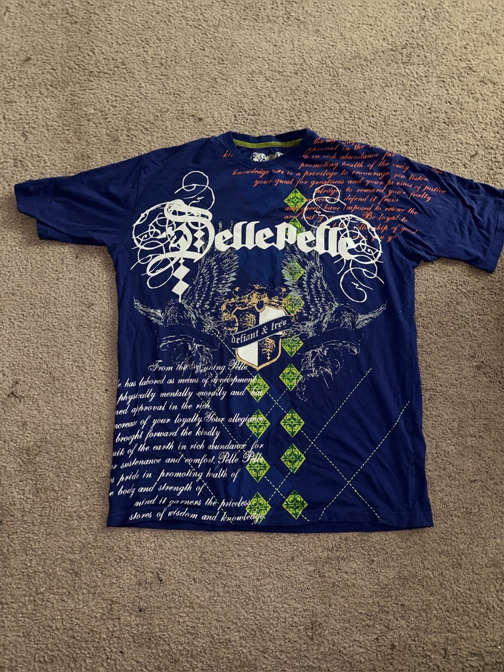 Pelle Pelle Vintage Defiant & Free Graphic T-Shirt